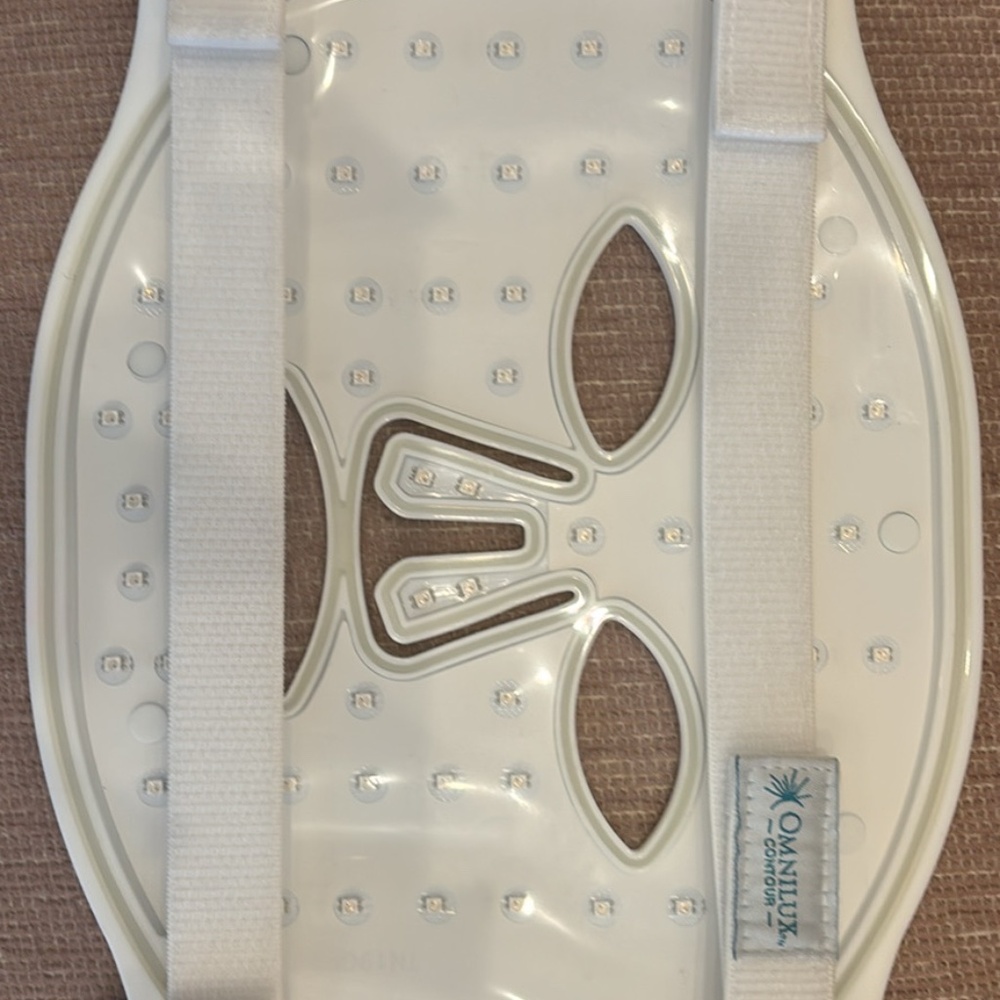 Omnilux Contour Mask - Picture 4 of 4
